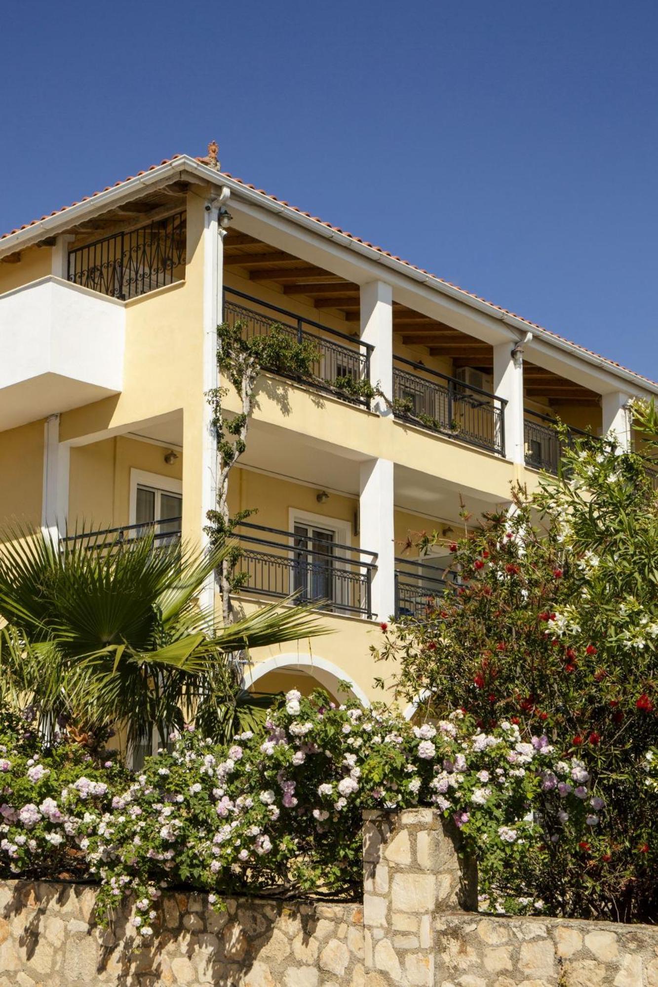 Searocco Studios & Apartments - Close To Alykes Center, By Zantewize Ngoại thất bức ảnh